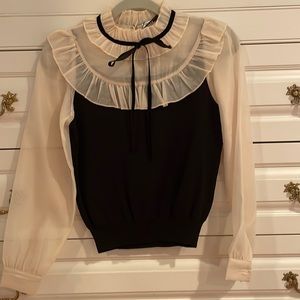 Nwt Zara knit top with organza sleeves black and cream with black tie at neck